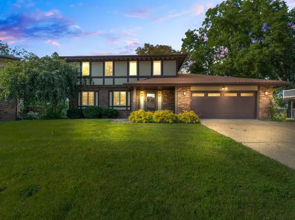 1428 N 7th Ave E, Newton, IA 50208