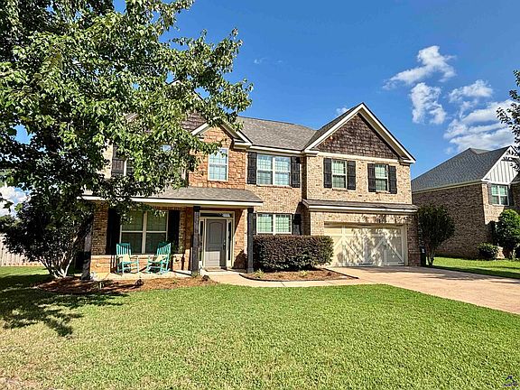 3rd image of 600 Post Oak Way