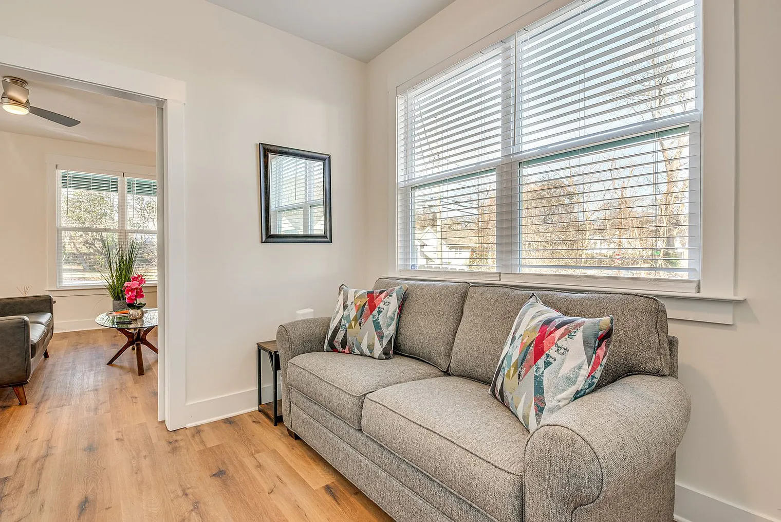 4 bed, 3.0 bath, 1593 sqft, $6,617 — Photo 4