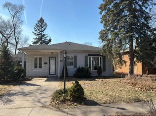 6932 Schneider Ave, Hammond, IN