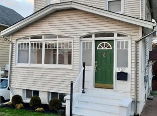 559 Page Ave, Lyndhurst, NJ 07071