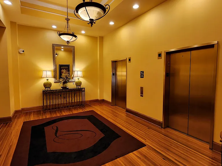 121 N Monroe St #1208 — Photo 34