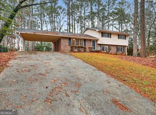 4902 Pine Hill Ct E, Stone Mountain, GA 30088