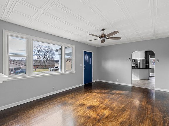 4th image of 142 Boggs Ln