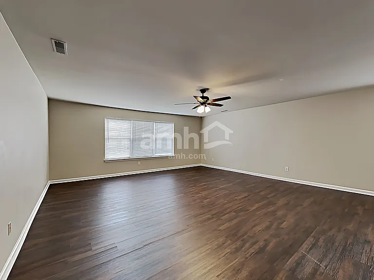 1616 Harrison Way — Photo 9