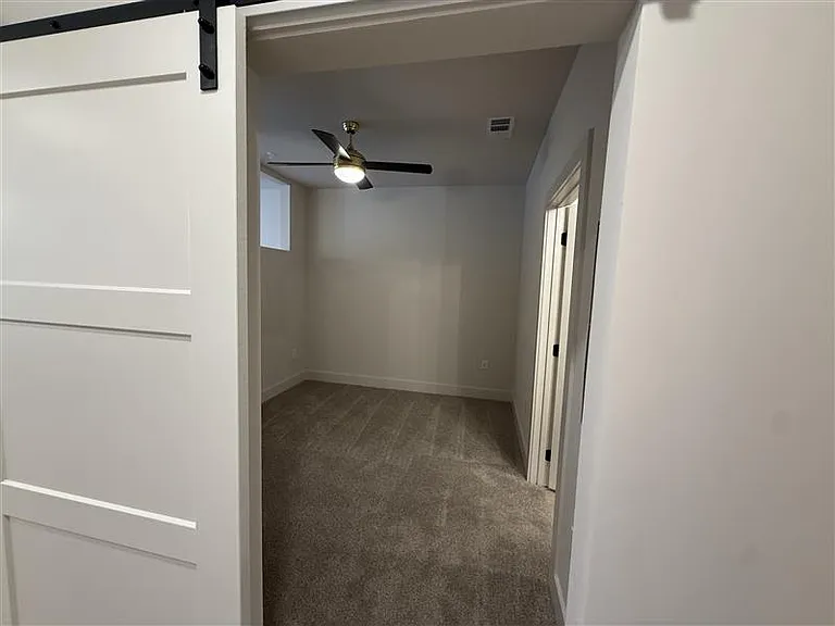 District on the Etowah Apartments — Photo 94