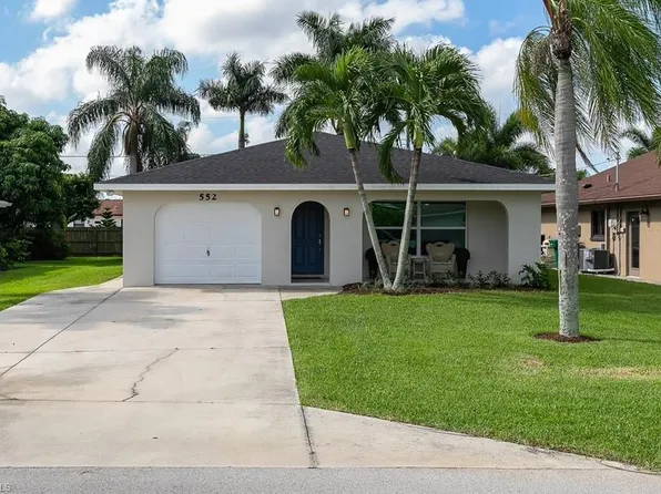 552 105th Ave N, Naples, FL 34108