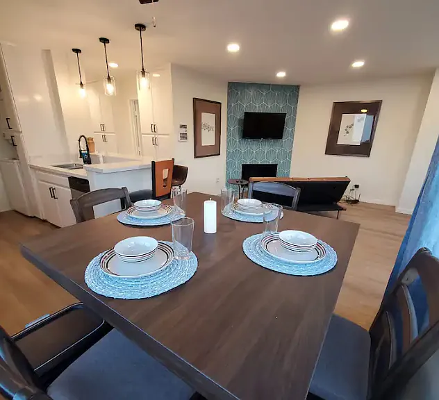 2138 Garnet Ave — Photo 8