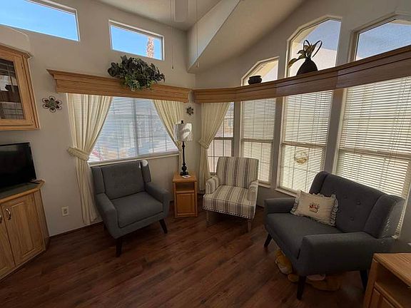 2nd image of 10442 N Frontage Rd #295