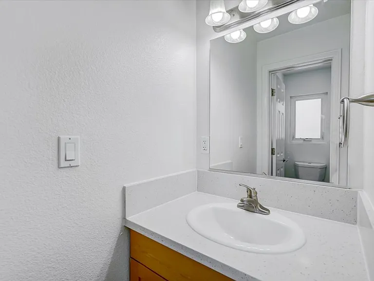 Avignon Apartment Homes — Photo 33