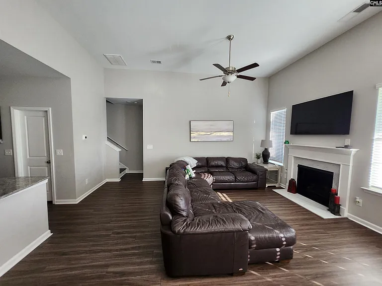 448 Durwin Way — Photo 11