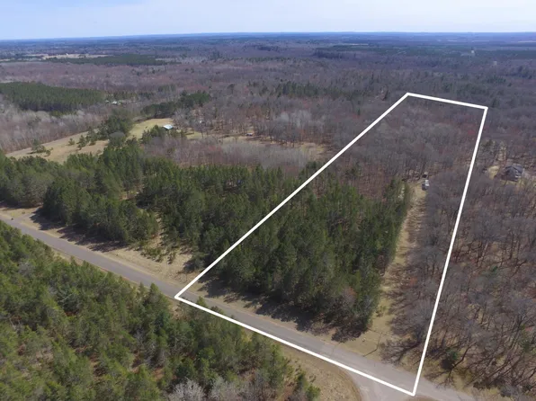 8601 Olsen Rd, Webster, WI 54893