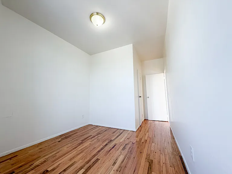 1339 Prospect Ave #5B — Photo 7