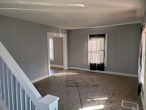 3rd image of 126 Klee Ave