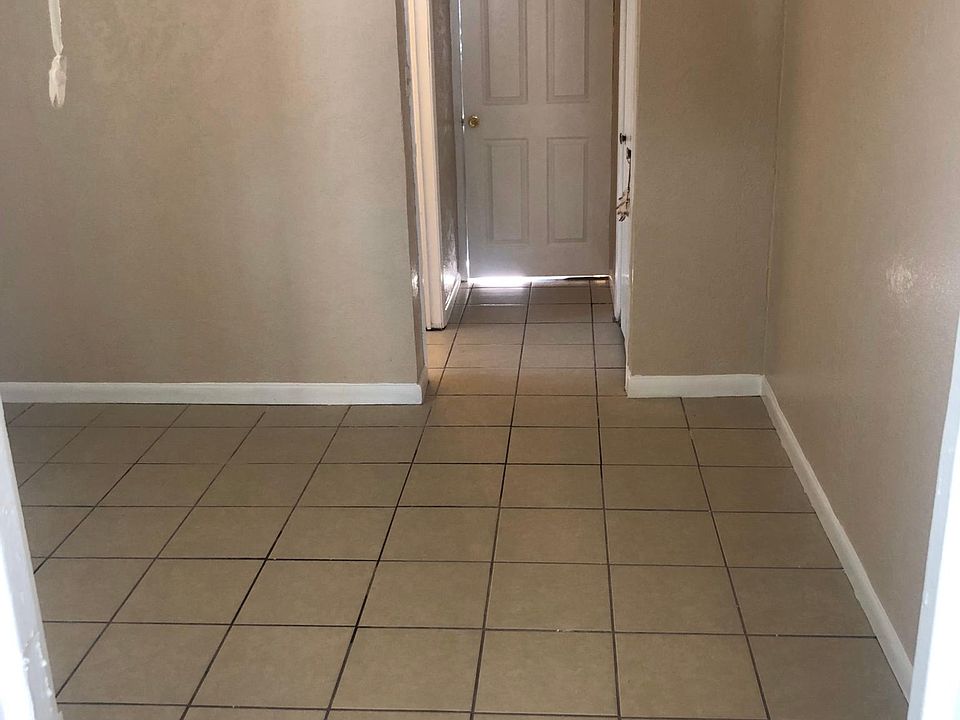 2nd image of 2220 Grant Ave #2