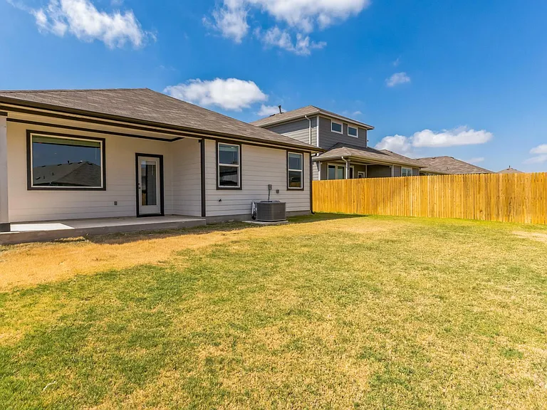 217 Greens Bayou Trl — Photo 30