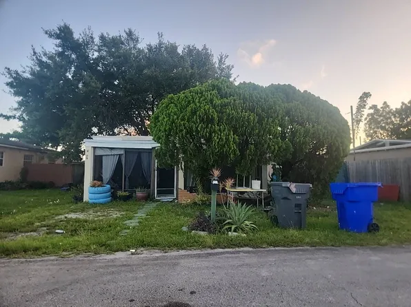 6109 Lincoln St, Hollywood, FL 33024