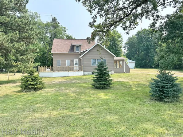 3531 Parisville Rd, Ruth, MI 48470