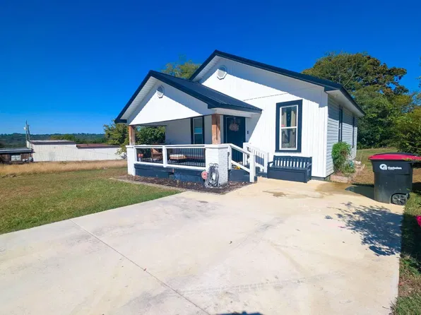 106 Maitre St, Gadsden, AL 35904