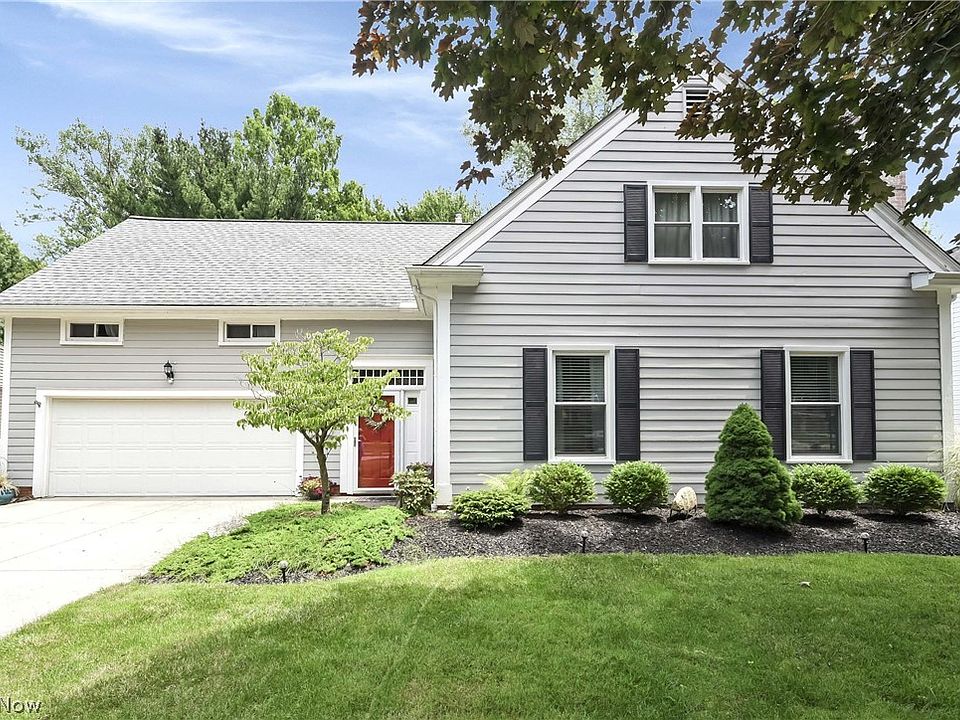 1st image of 423 Bates Dr