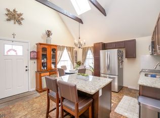 45 Orchard Dr, Vernon, NJ 07462