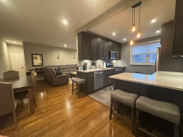 (undisclosed Address), Staten Island, NY 10305