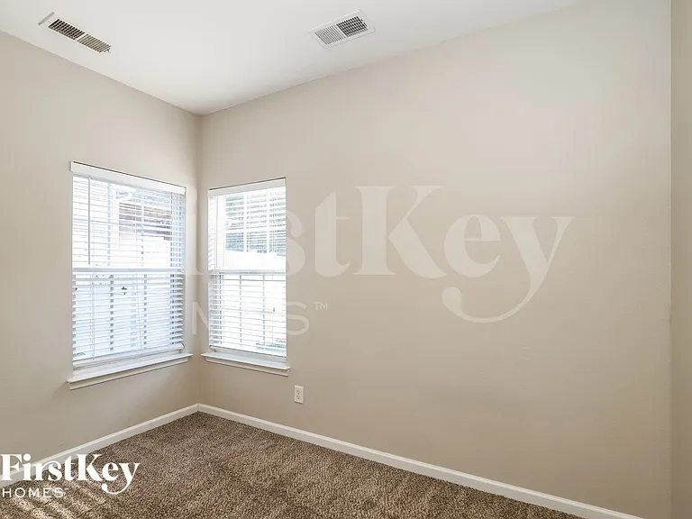 1415 Paulonia Way — Photo 12