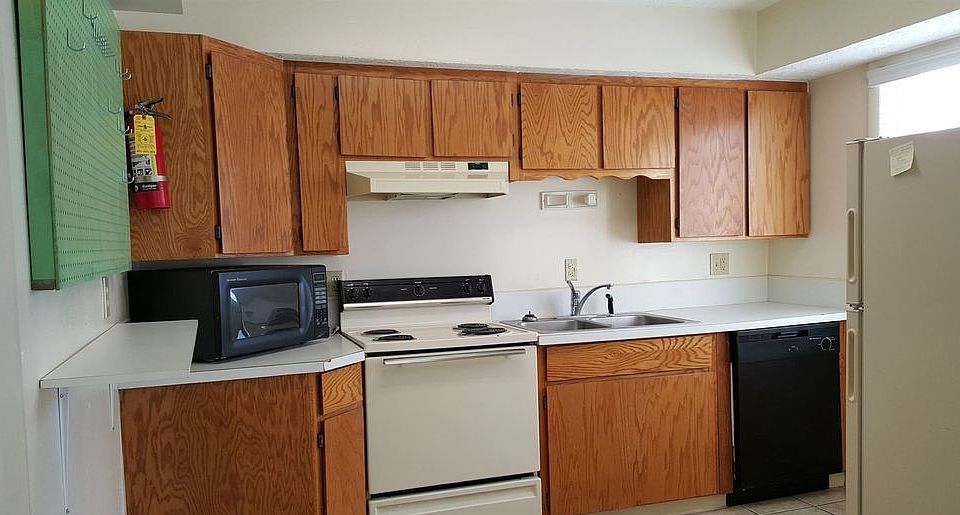 1st image of 234 W 1st S APT 5