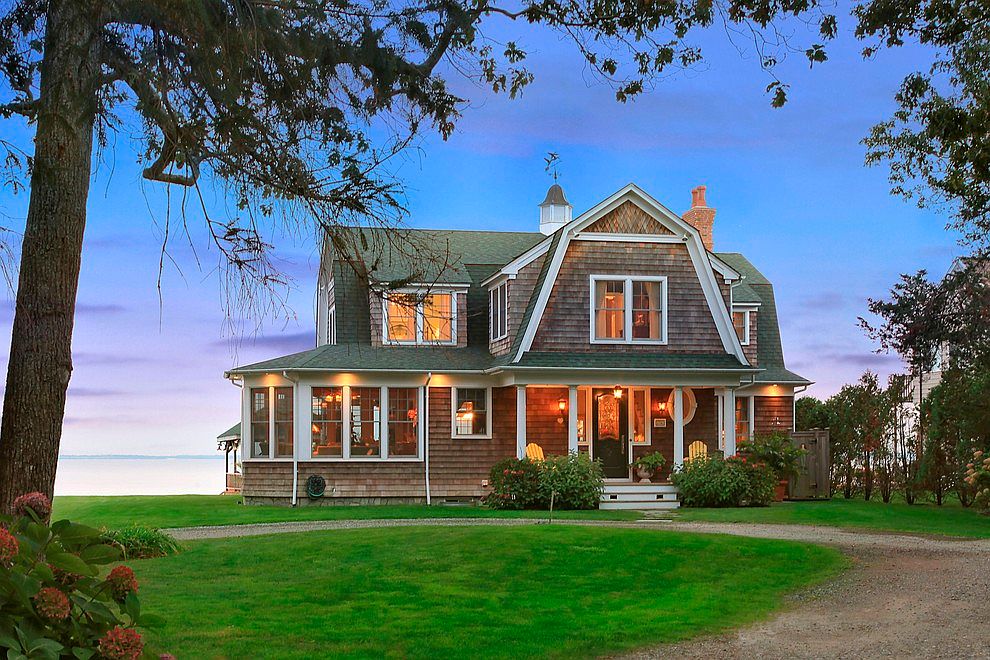 8740 Peconic Bay Blvd, Laurel, NY 11948 Zillow