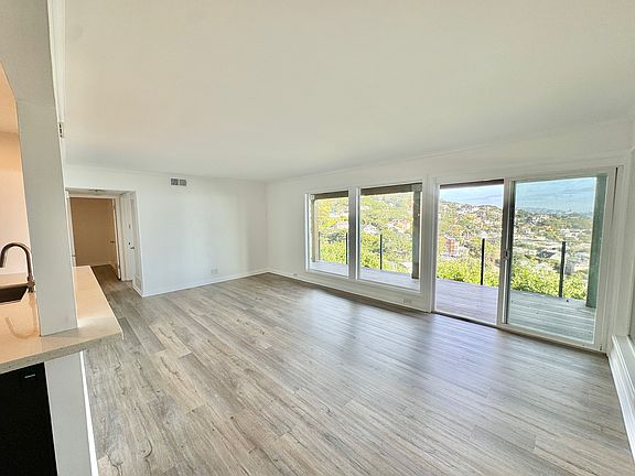 3rd image of 382 Sausalito Blvd