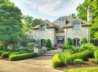 31847 Lake Rd, Avon Lake, OH 44012