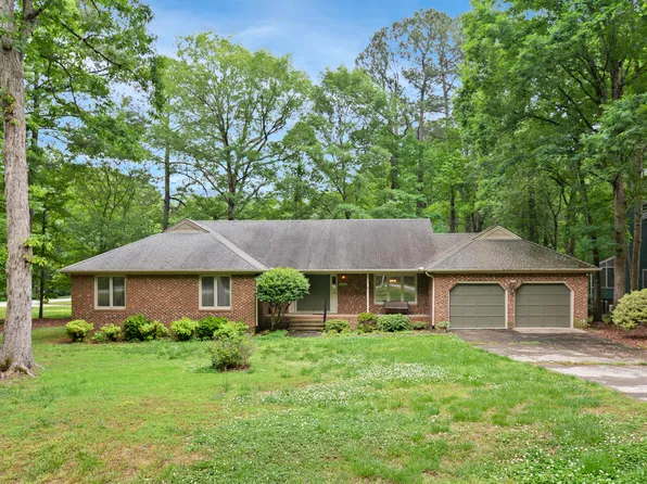 9701 Astor Ct, Cary, NC 27518