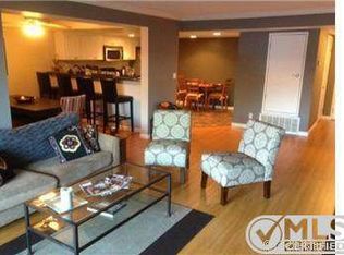 5009 Woodman Ave APT 106, Sherman Oaks, CA 91423