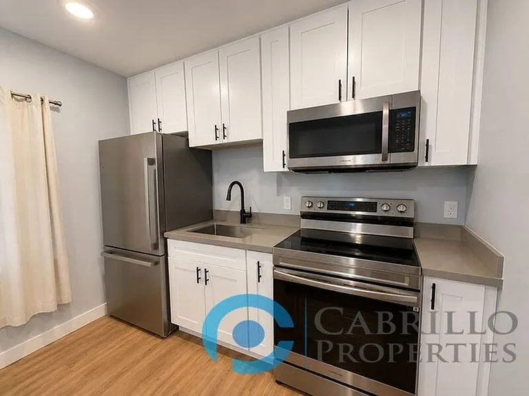 3079 Martin Ave #F — Photo 1