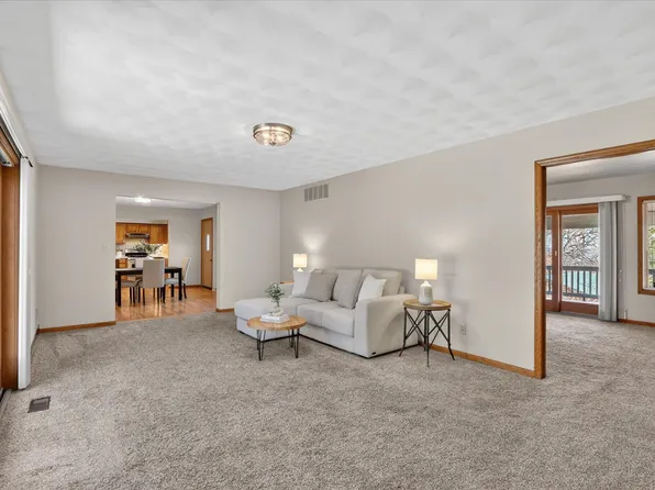 57 Winnebago St, Edgerton, WI 53534