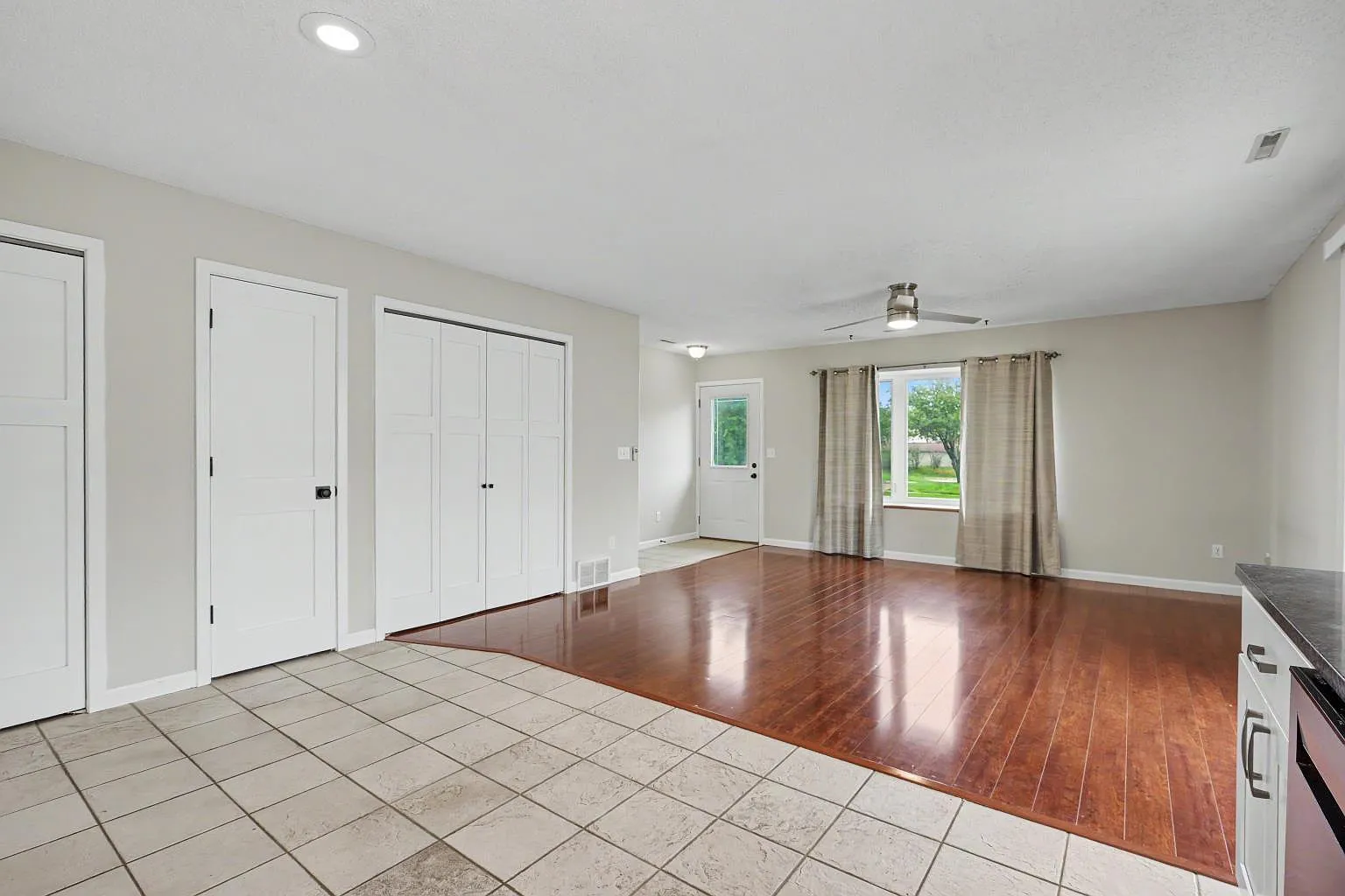 525 Augusta Circle — Photo 3