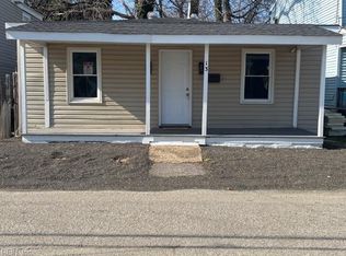 13 Tennis Ln, Hampton, VA 23663