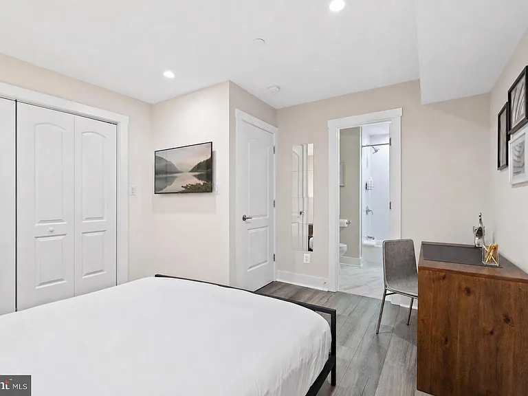 38 Randolph Pl NW #A — Photo 9