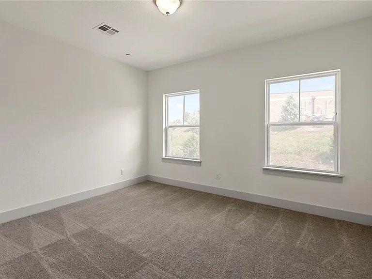 2140 Local Rebel Loop — Photo 27