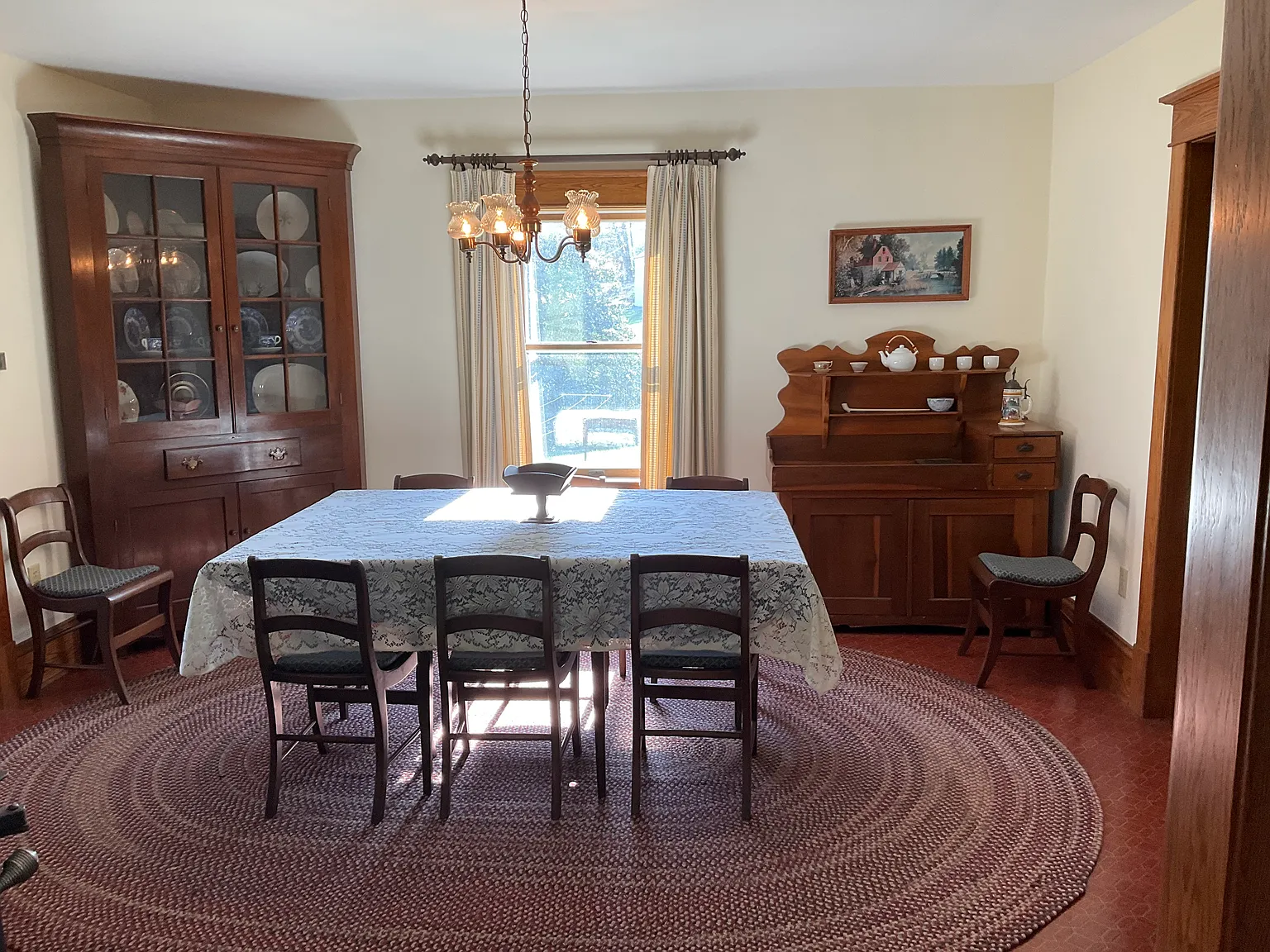 4 bed, 2232 sqft, $2,900 — Photo 3
