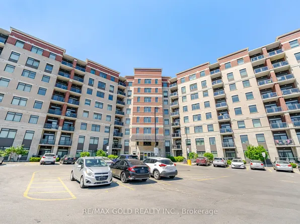 39 New Delhi Dr #601, Markham, ON L3S 0E1