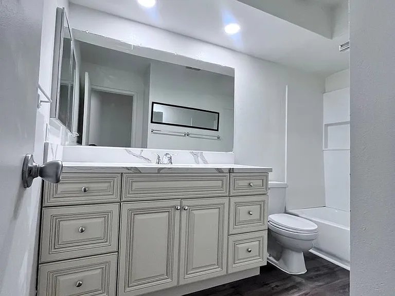 1421 Padua Ave — Photo 17
