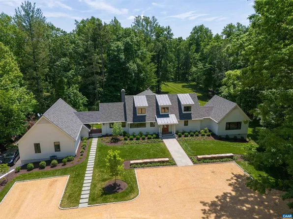 3025 Mechum Banks Dr, Charlottesville, VA 22901