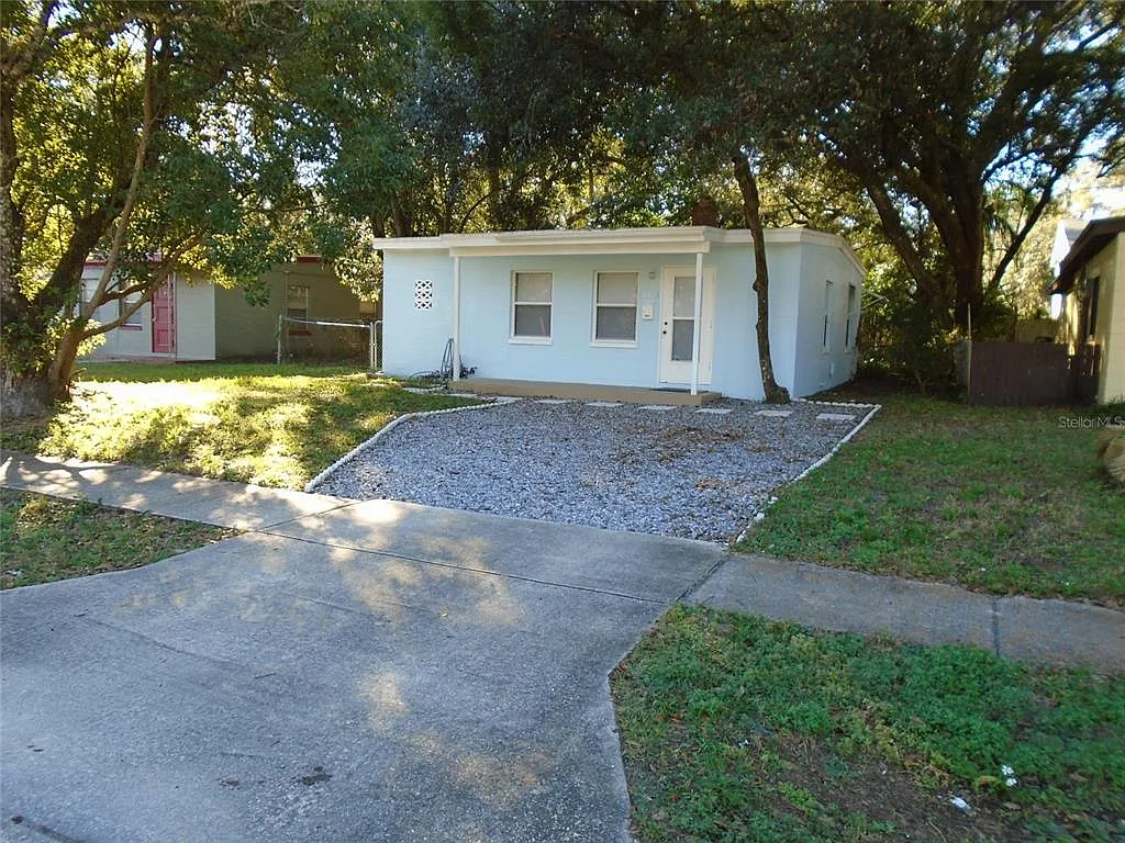 Building Photo - 131 Lemon Ln