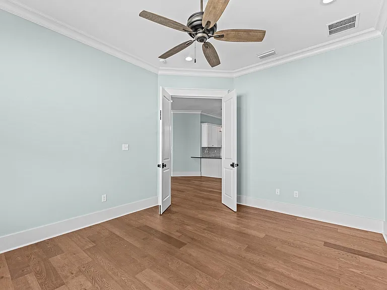 465 Karcher Ave — Photo 31