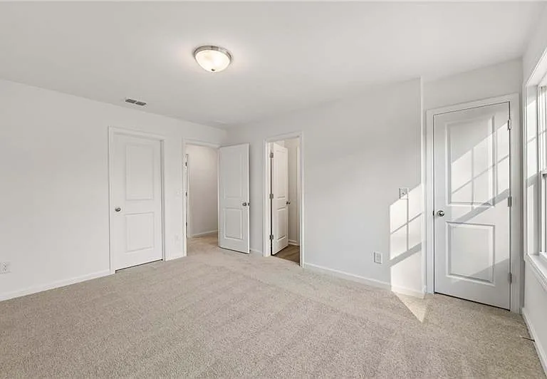 204 Silverleaf Trl — Photo 23