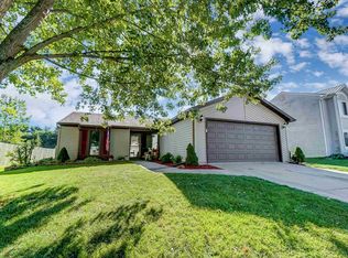 404 Granada Dr, Kendallville, IN