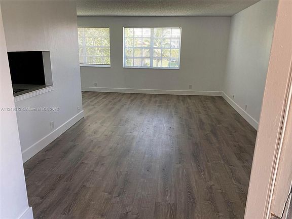 4th image of 8630 SW 3rd St APT 205