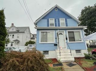 89 Forest St, Attleboro, MA 02703