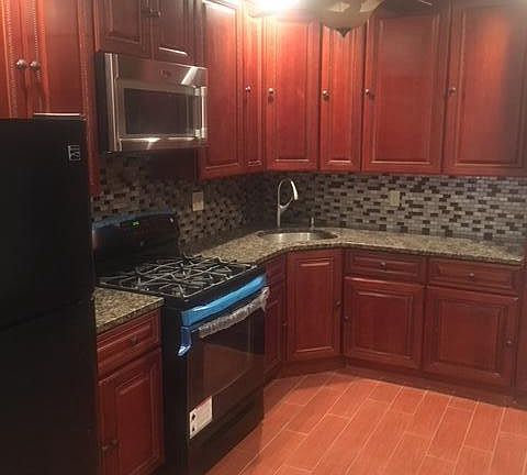 4th image of 1228 E 86th St #1
